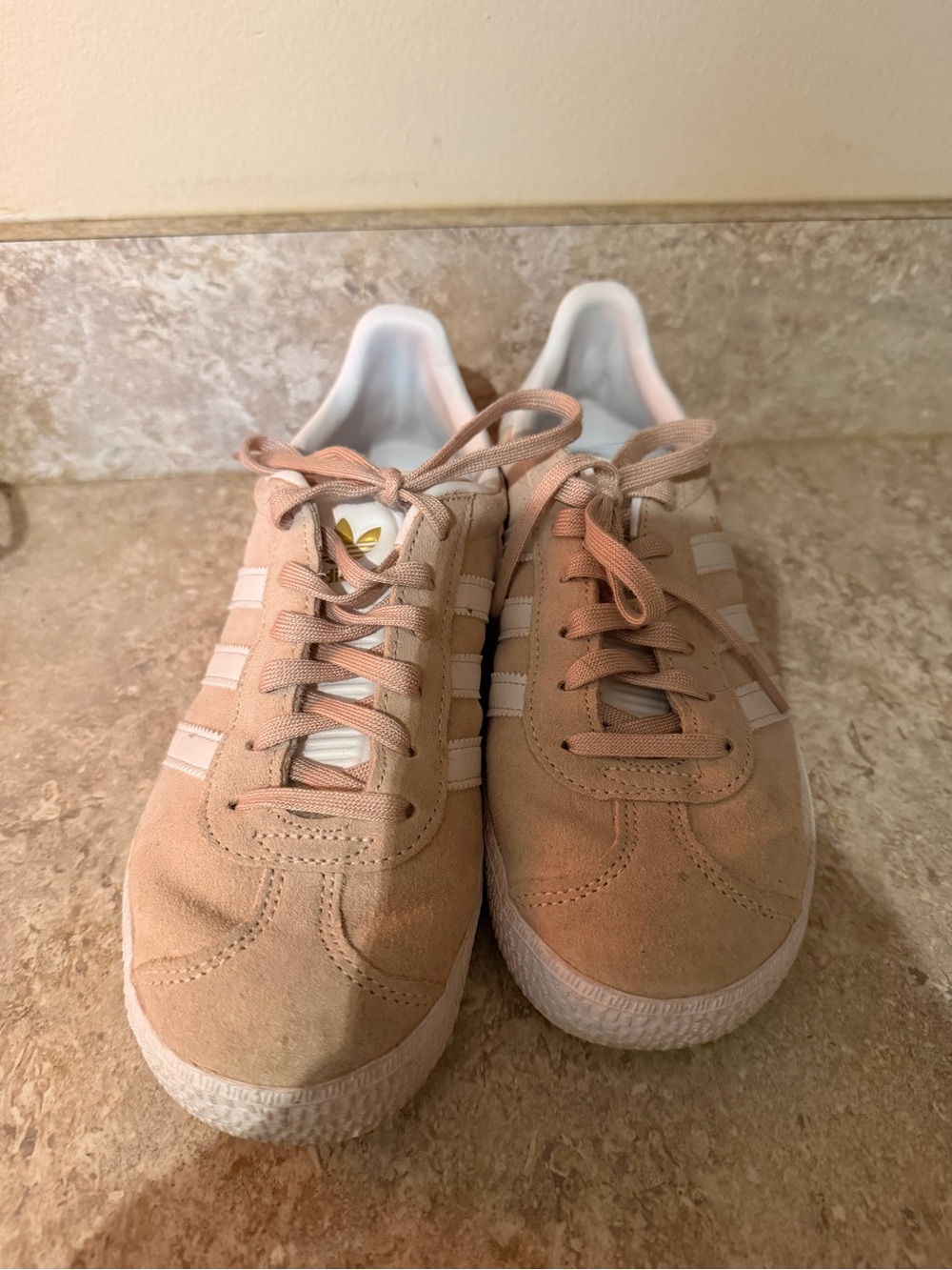 Big kids adidas Gazelle Suede Sneakers - Blush Pink (tan) & White - Picture 2 of 6